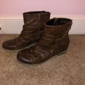 Distressed style booties